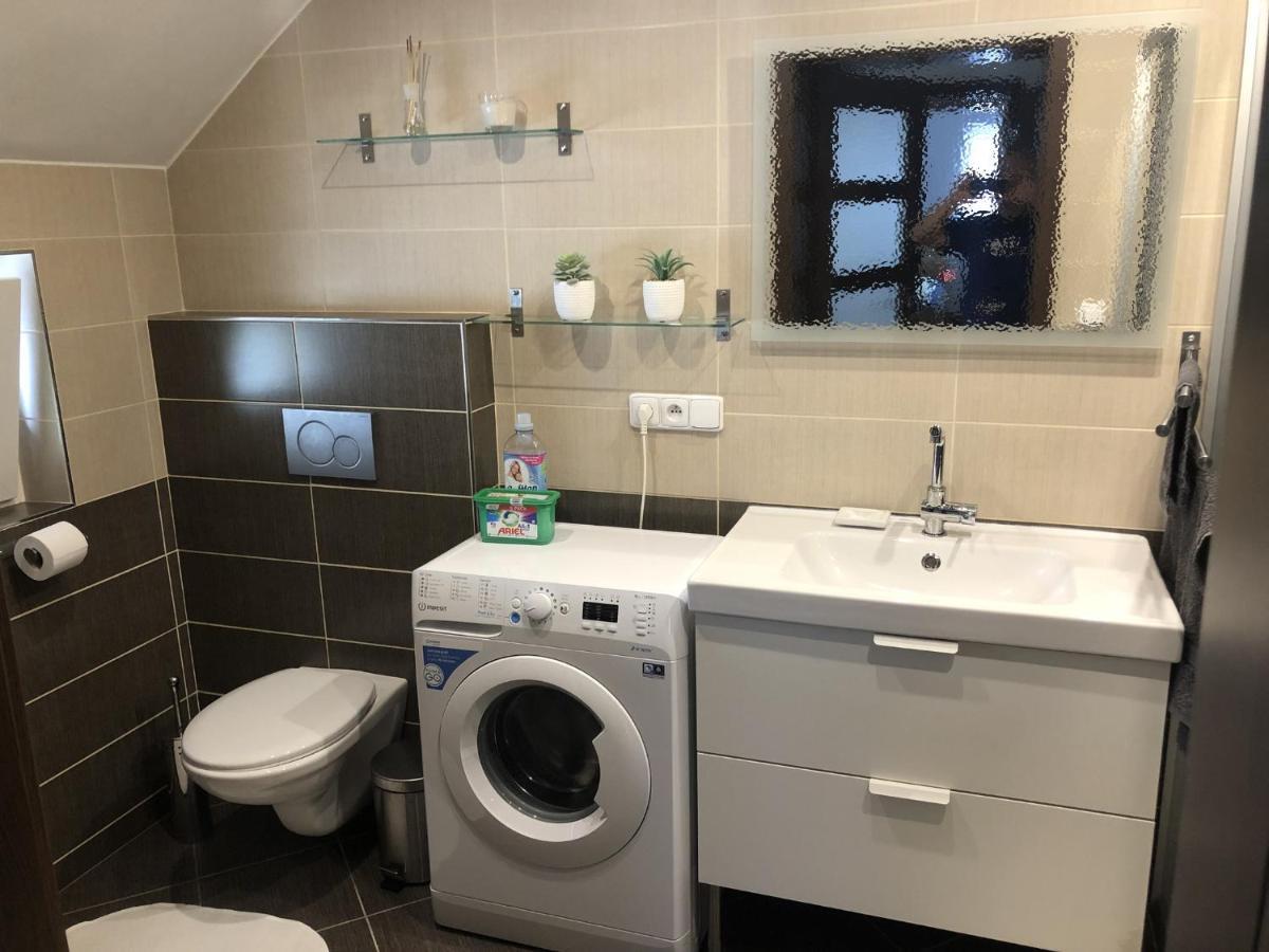 Apartman Pod Hradem Apartment เชสกา คาเมนิเซอ ภายนอก รูปภาพ